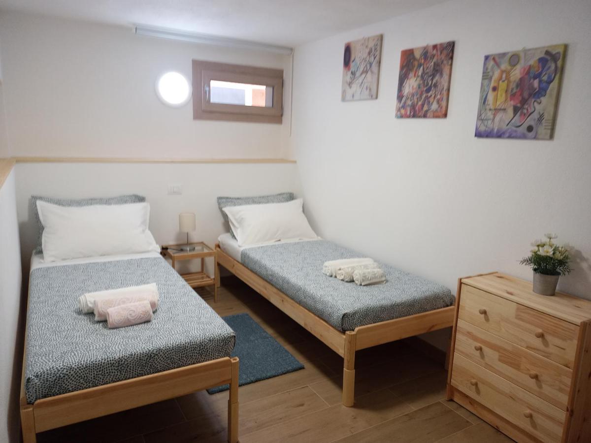 Vacanze Nella Casetta Пула Экстерьер фото